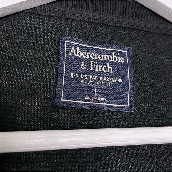 NWT Abercrombie & Fitch Women’s Sheer Knit Scoop Neck Top in Black Size Large - Picture 3 of 7